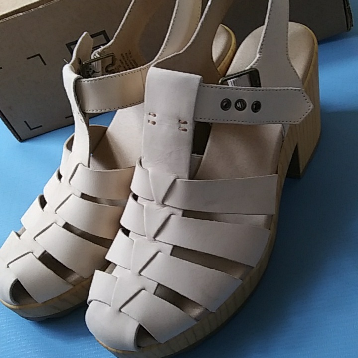 Brand New Dr Scholls Sandals